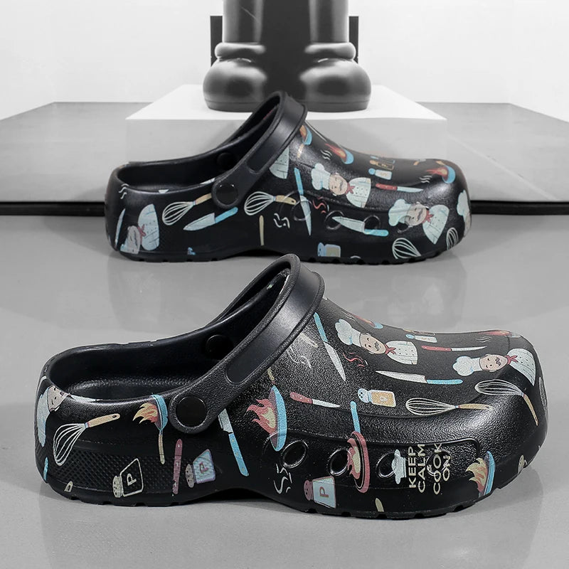 Chef Clogs with Cartoon Print Non-Slip Kitchen Work Shoes for Restaurant Staff Waterproof Oil Resistant